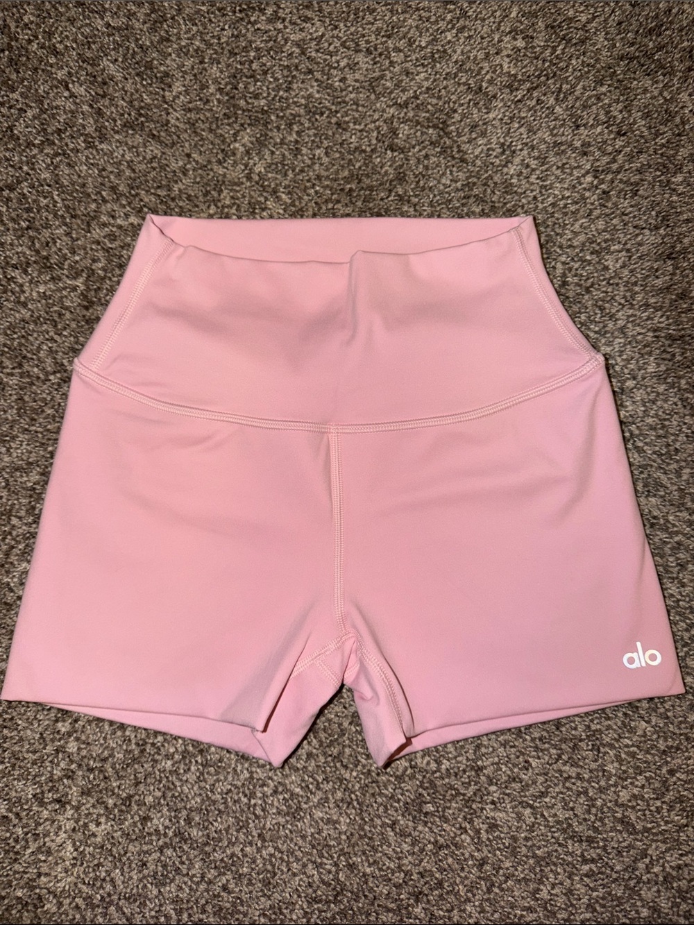 ALO 3” SoftSculpt High Waist Shorts - Pink Marshmallow